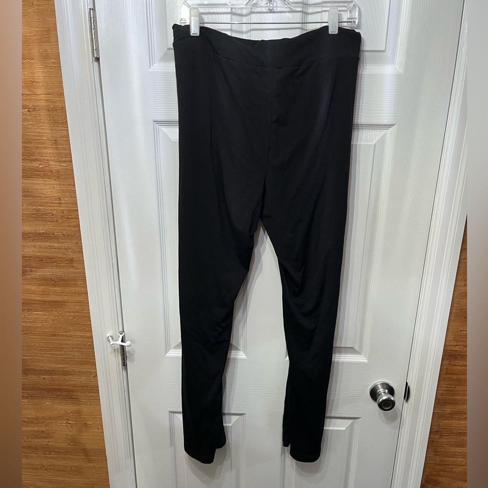 Eddie Bauer Women’s Travex Black Pants